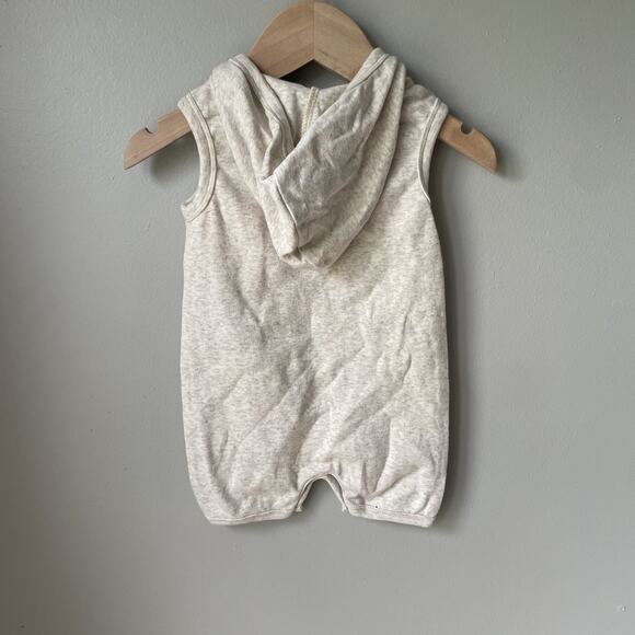 Little One Shop Cream 3-6 Month Baby Romper Gender Neutral EUC - Picture 5 of 7